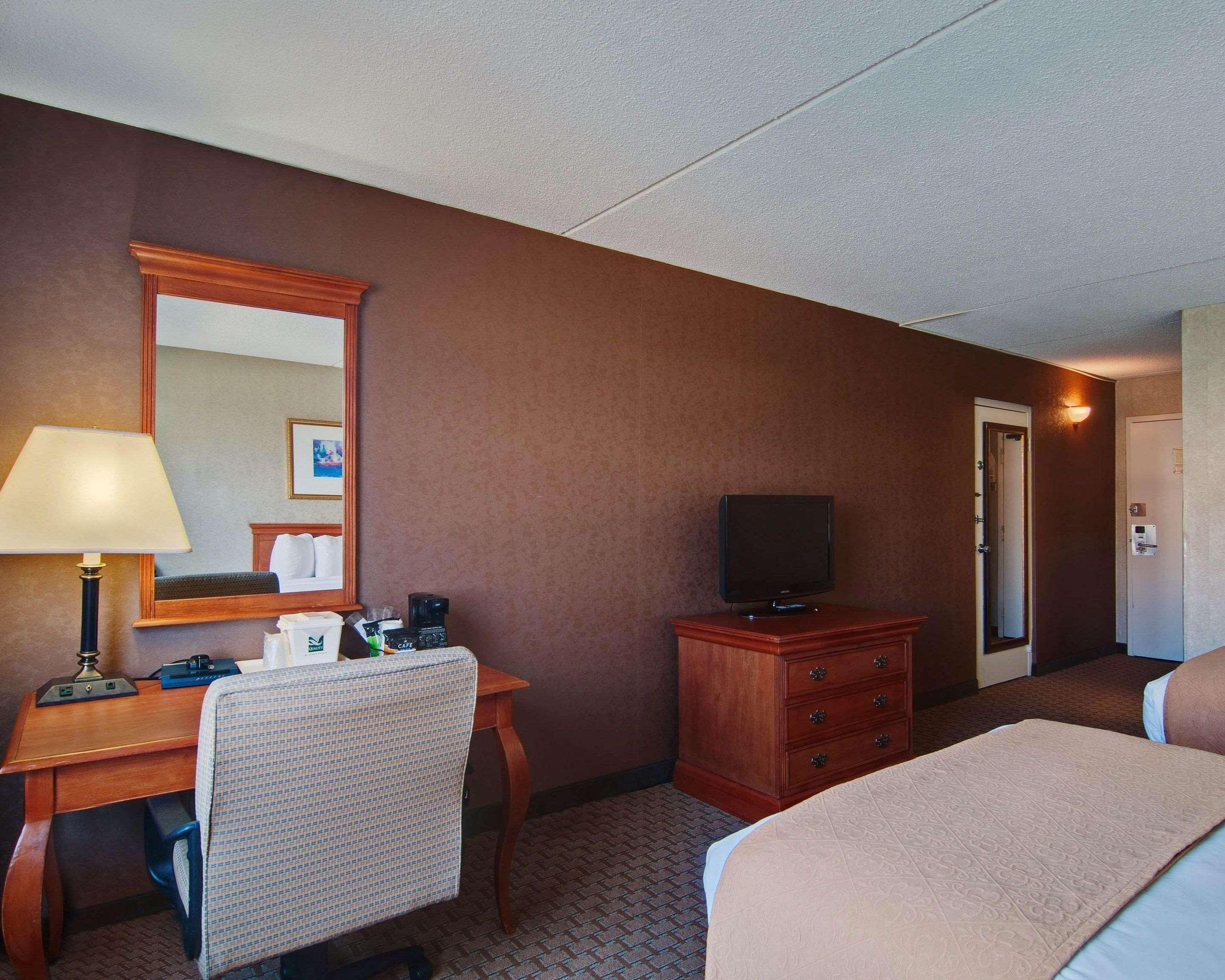 Quality Inn Beckley Bagian luar foto