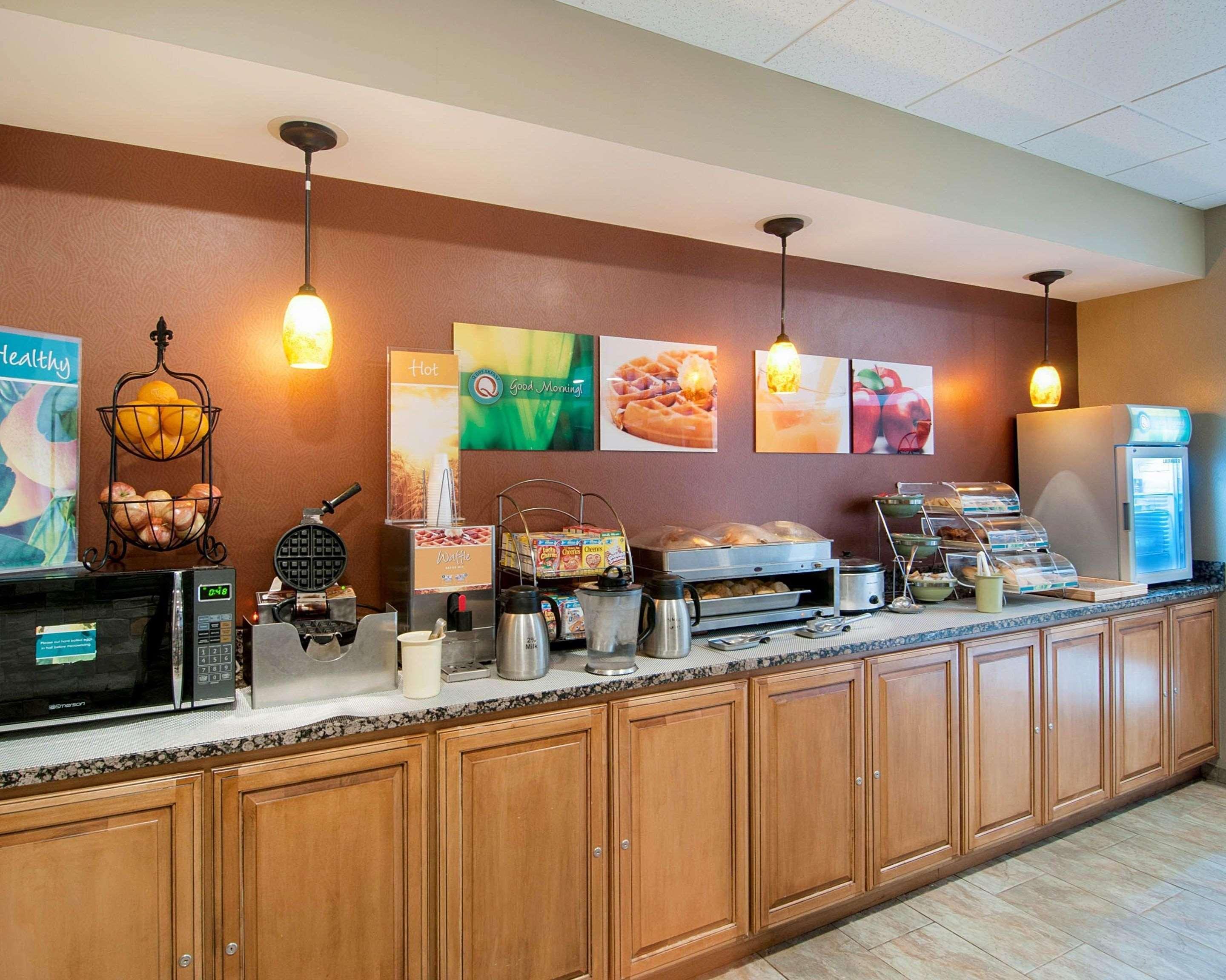 Quality Inn Beckley Bagian luar foto
