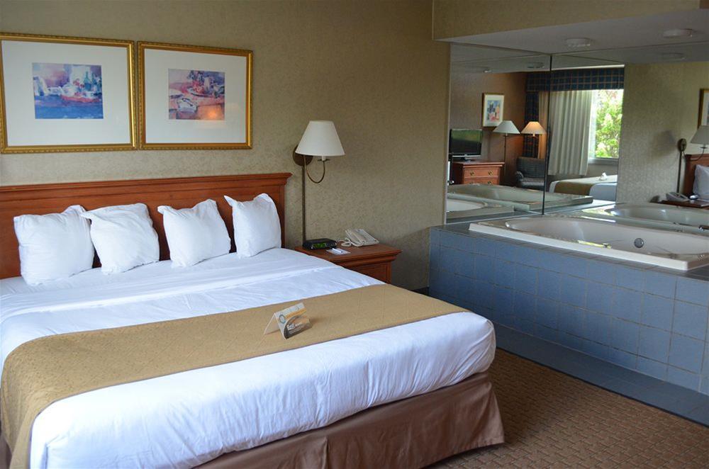 Quality Inn Beckley Bagian luar foto