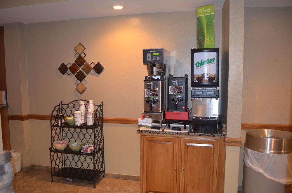 Quality Inn Beckley Bagian luar foto