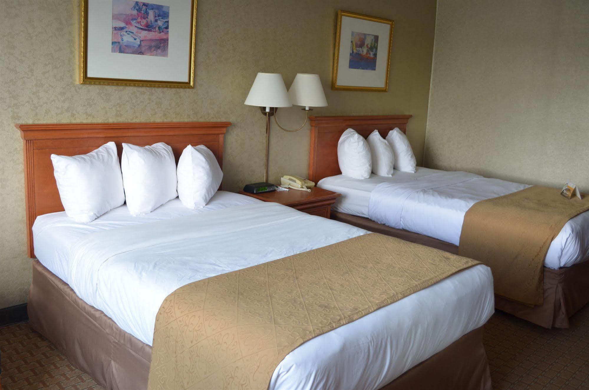 Quality Inn Beckley Bagian luar foto