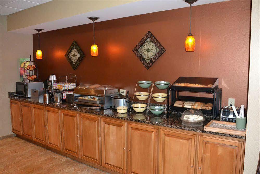 Quality Inn Beckley Bagian luar foto